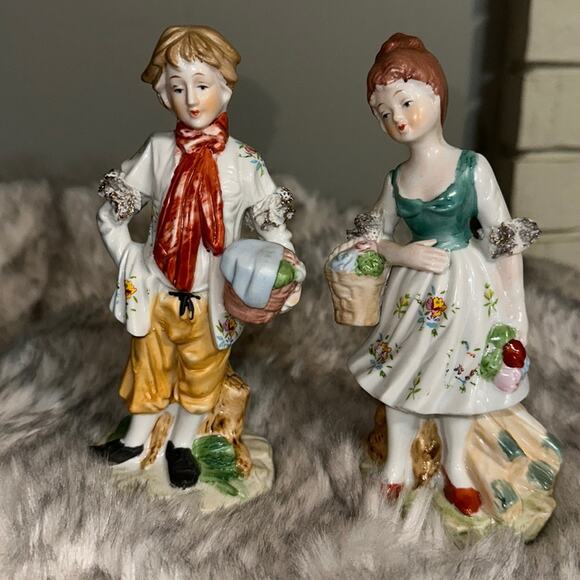 Vintage Kato Kogei Japanese Porcelain Figurines Man and Woman - Picture 2 of 16